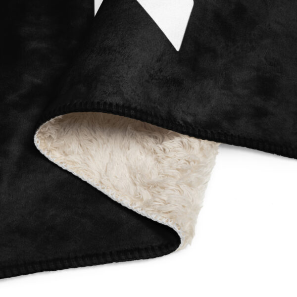 SR Sherpa Blanket - Image 4